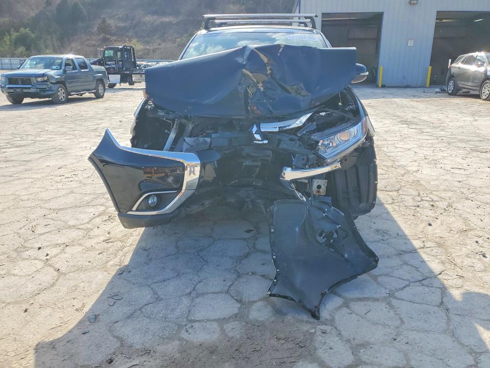 2016 Mitsubishi Outlander მანქანა იყიდება აუქციონზე, vin: JA4AZ3A33GZ054431, აუქციონის ნომერი: 41804106