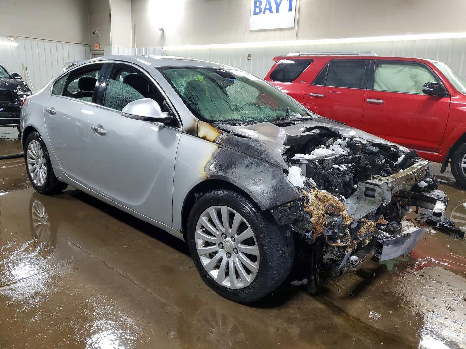 46577386 :رقم المزاد ، 2G4GS5EK1C9127328 vin ، 2012 Buick Regal مزاد بيع