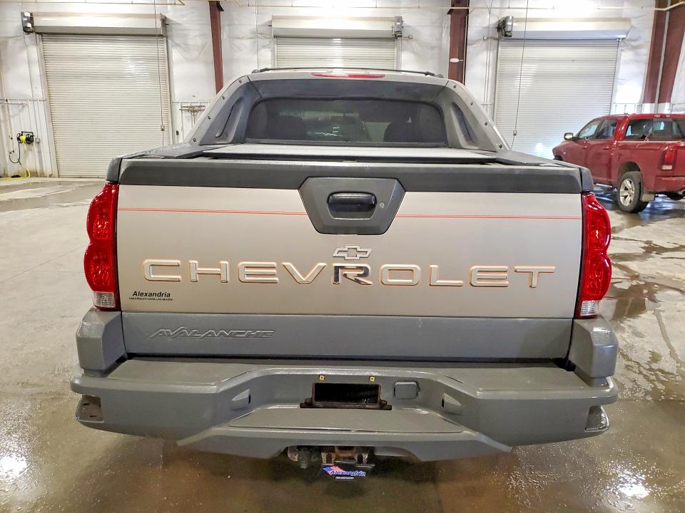 46346336 :رقم المزاد ، 3GNEK13TX2G163868 vin ، 2002 Chevrolet Avalanche مزاد بيع