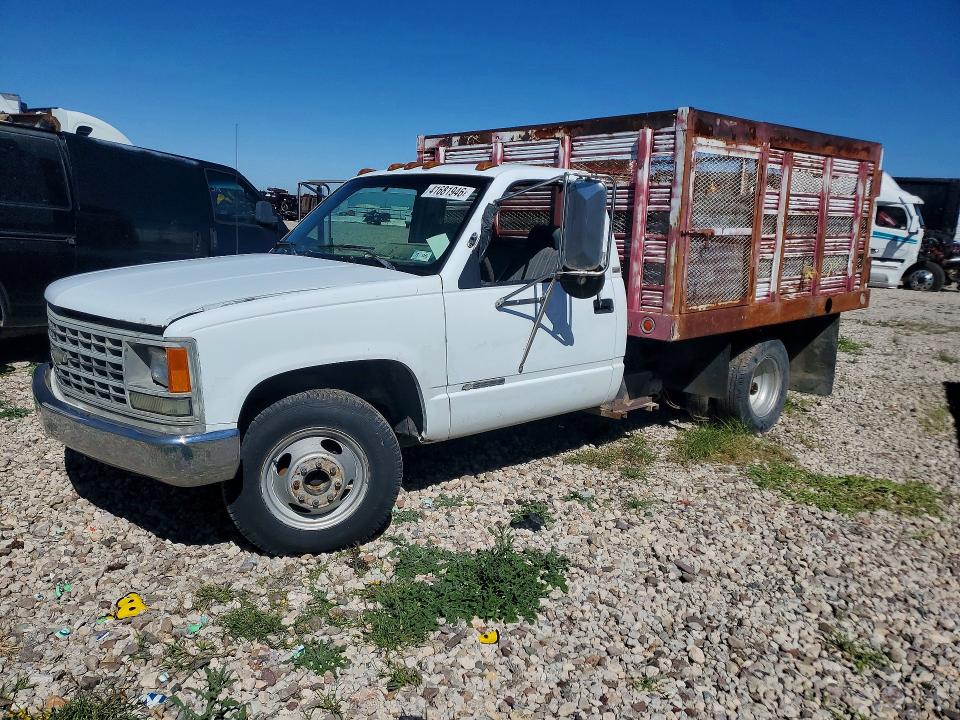 Auction sale of the 1993 Chevrolet Gmt-400, vin: 1GBHC34K3PE242094, lot number: 41681946