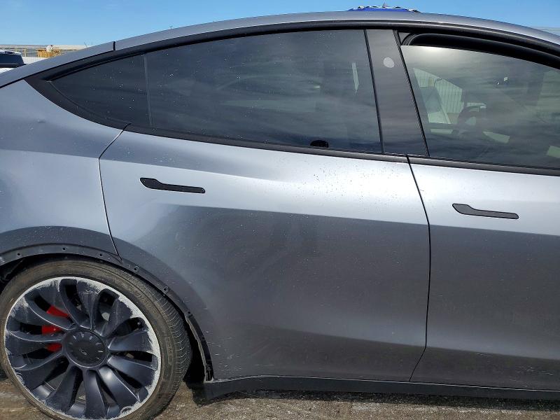 79623365 :رقم المزاد ، 7SAYGDEF2RA324519 vin ، 2024 Tesla Model Y مزاد بيع