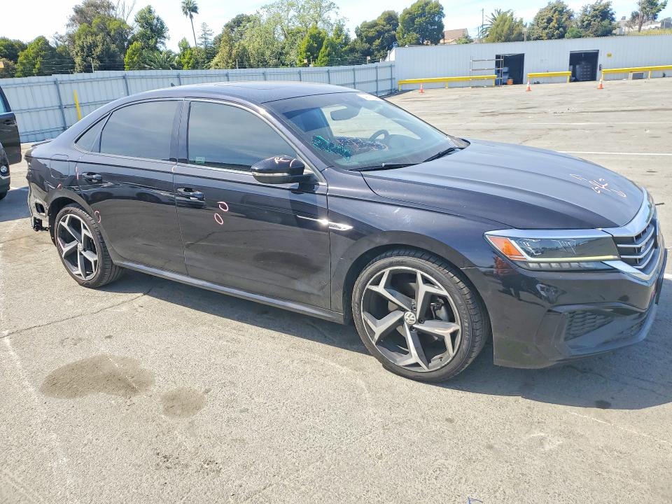 Продажа на аукционе авто 2021 Volkswagen Passat, vin: 1VWMA7A30MC017463, номер лота: 46929406