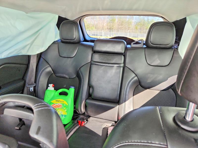 Продаж на аукціоні авто 2019 Jeep Cherokee, vin: 1C4PJLLB8KD184352, номер лоту: 42080396