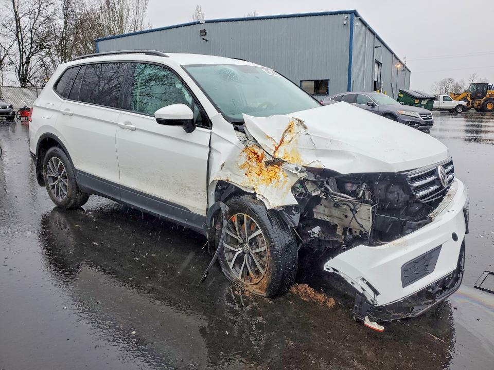 46055976 :رقم المزاد ، 3VV0B7AX8MM143054 vin ، 2021 Volkswagen Tiguan مزاد بيع