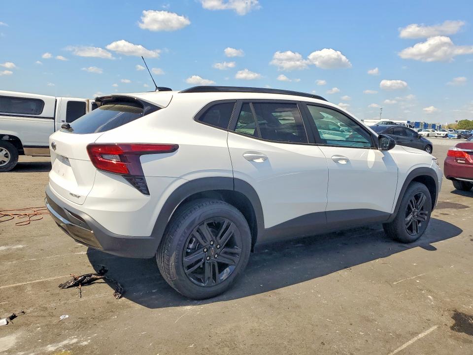 Продажа на аукционе авто 2025 Chevrolet Trax, vin: KL77LKEP3SC278414, номер лота: 79979065