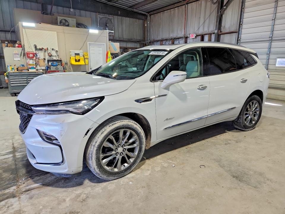 45958516 :رقم المزاد ، 5GAERDKW1NJ102821 vin ، 2022 Buick Enclave مزاد بيع