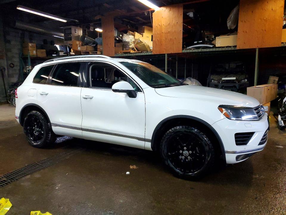 Aukcja sprzedaży 2015 Volkswagen Touareg, vin: WVGEF9BP3FD006102, numer aukcji: 74869935