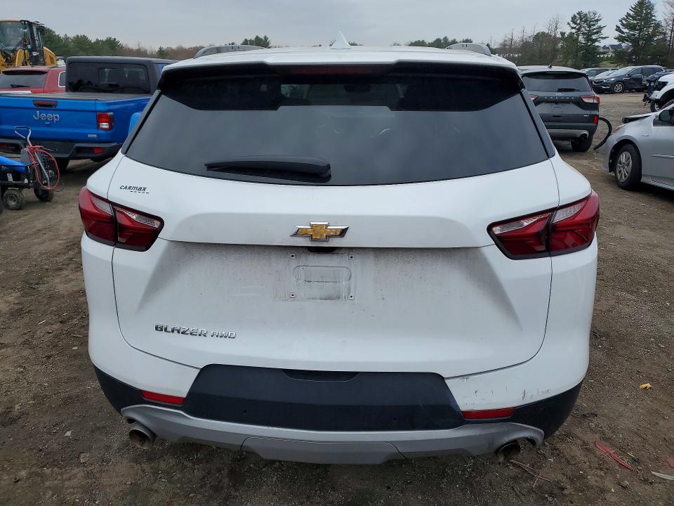46126896 :رقم المزاد ، 3GNKBJR4XNS129028 vin ، 2022 Chevrolet Blazer مزاد بيع