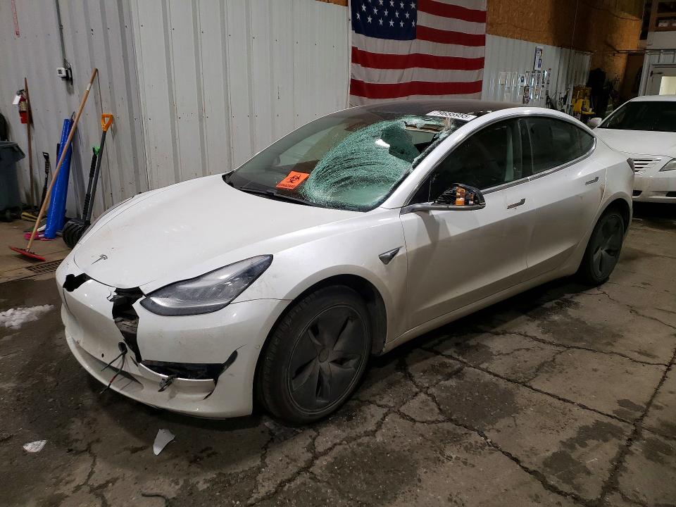 79655955 :رقم المزاد ، 5YJ3E1EB2LF665275 vin ، 2020 Tesla Model 3 مزاد بيع