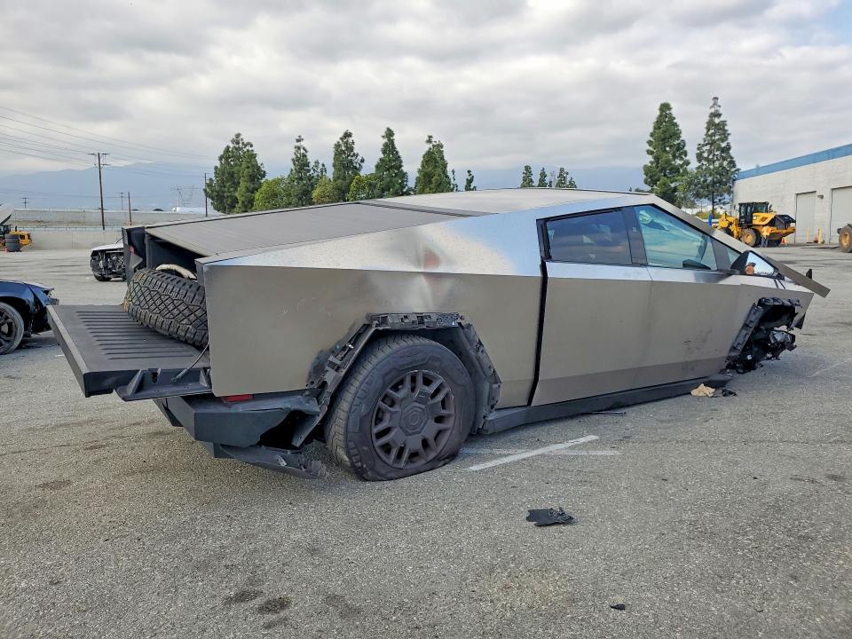 Продаж на аукціоні авто 2024 Tesla Cybertruck, vin: 7G2CEHEE0RA016743, номер лоту: 45546856