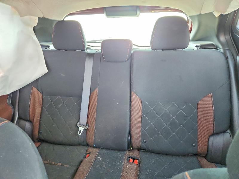 47583486 :رقم المزاد ، 3N1CP5CU1JL540744 vin ، 2018 Nissan Kicks مزاد بيع