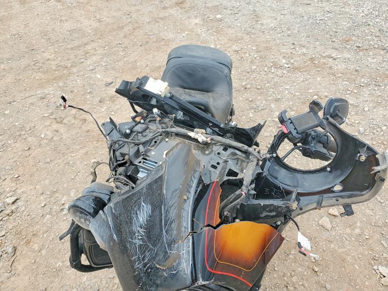 47825256 :رقم المزاد ، 1HD1KEF11RB636275 vin ، 2024 Harley Davidson Flhtk مزاد بيع