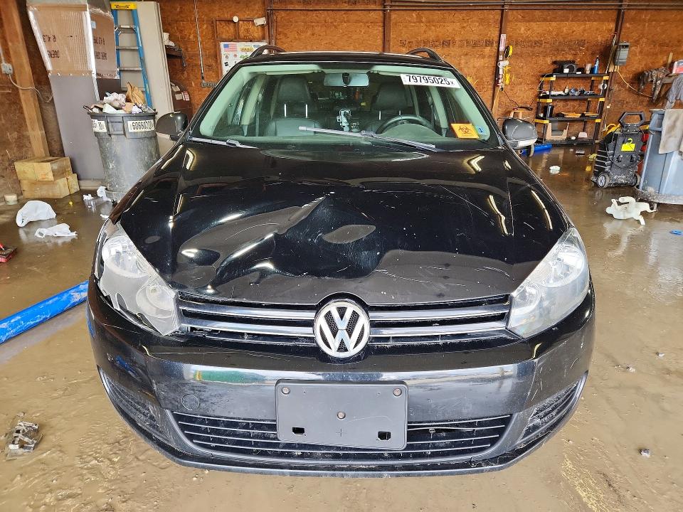 2013 Volkswagen Jetta მანქანა იყიდება აუქციონზე, vin: 3VWPP7AJ0DM670898, აუქციონის ნომერი: 79795025