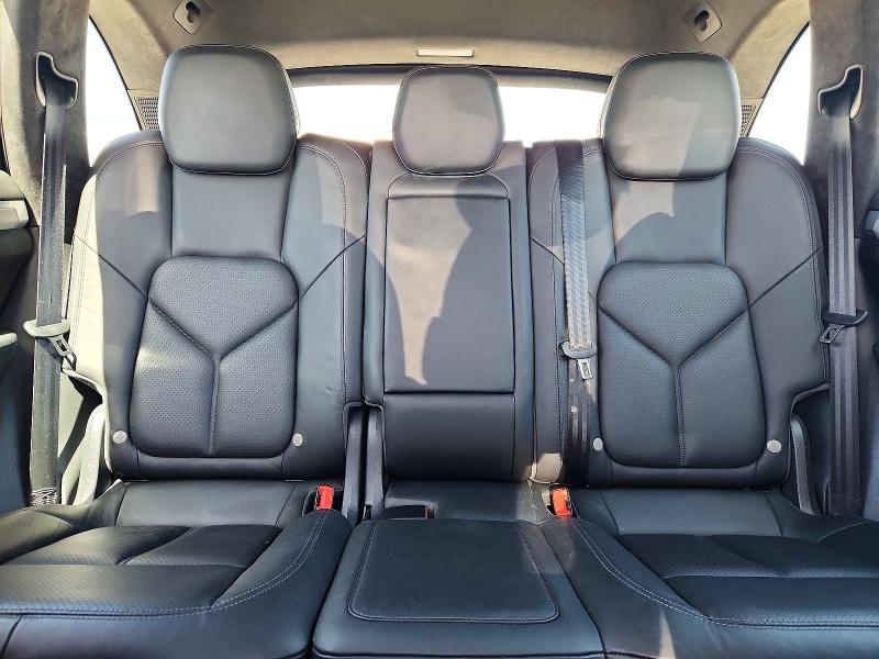 Продаж на аукціоні авто 2013 Porsche Cayenne, vin: WP1AD2A2XDLA75568, номер лоту: 46111826