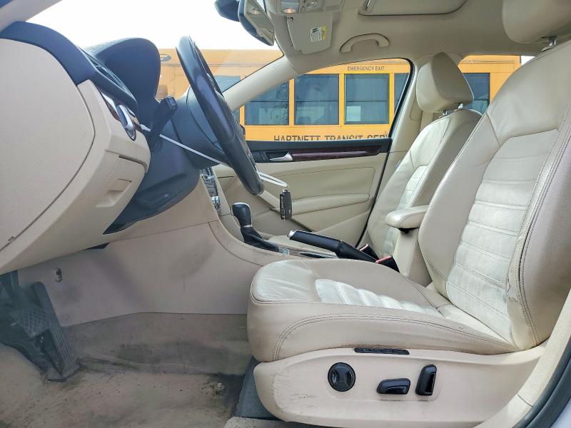2013 Volkswagen Passat მანქანა იყიდება აუქციონზე, vin: 1VWCN7A3XDC146567, აუქციონის ნომერი: 46636386