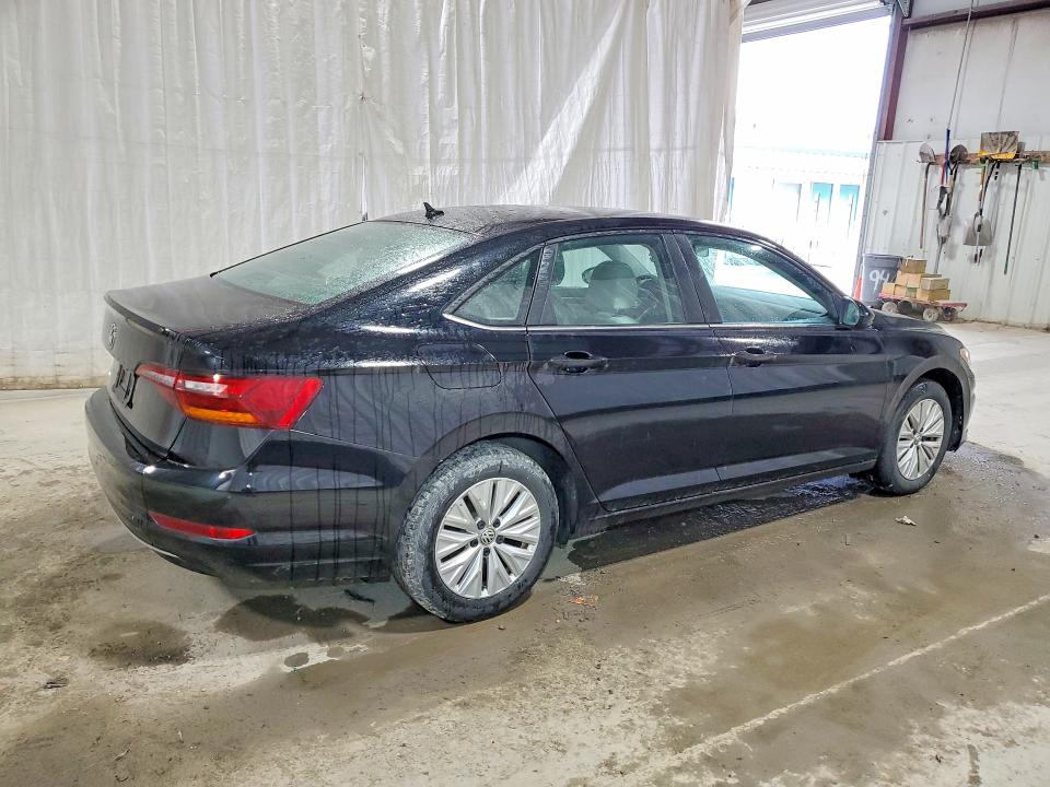 47244696 :رقم المزاد ، 3VWN57BU2KM111839 vin ، 2019 Volkswagen Jetta مزاد بيع