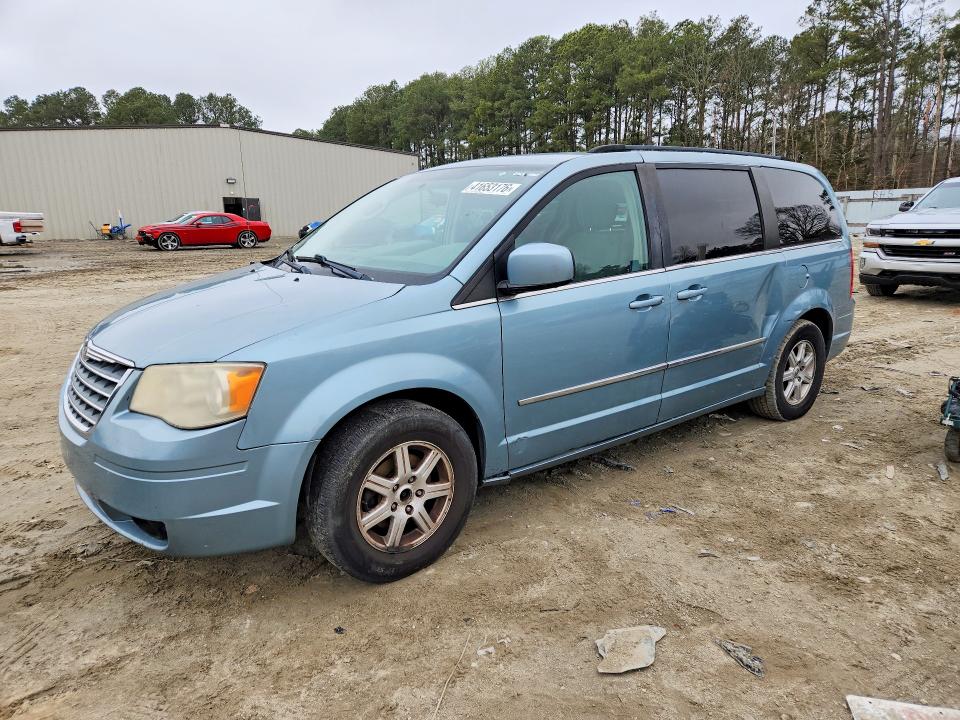 41653176 :رقم المزاد ، 2A4RR5D18AR309519 vin ، 2010 Chrysler Town & Country مزاد بيع