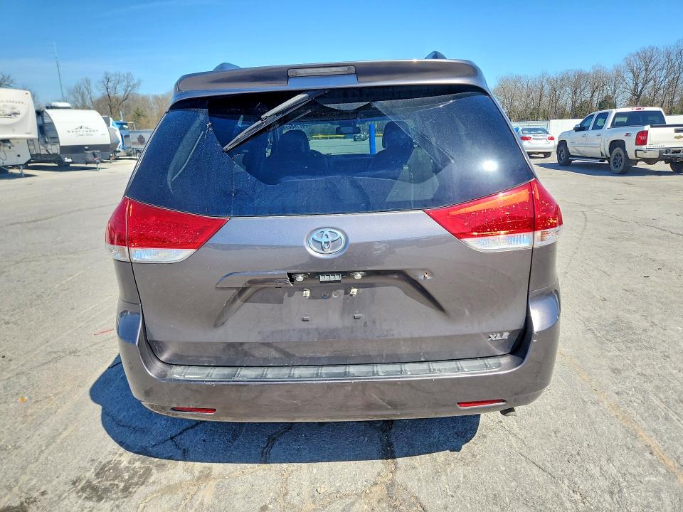 Продаж на аукціоні авто 2014 Toyota Sienna, vin: 5TDYK3DC0ES427623, номер лоту: 47790026