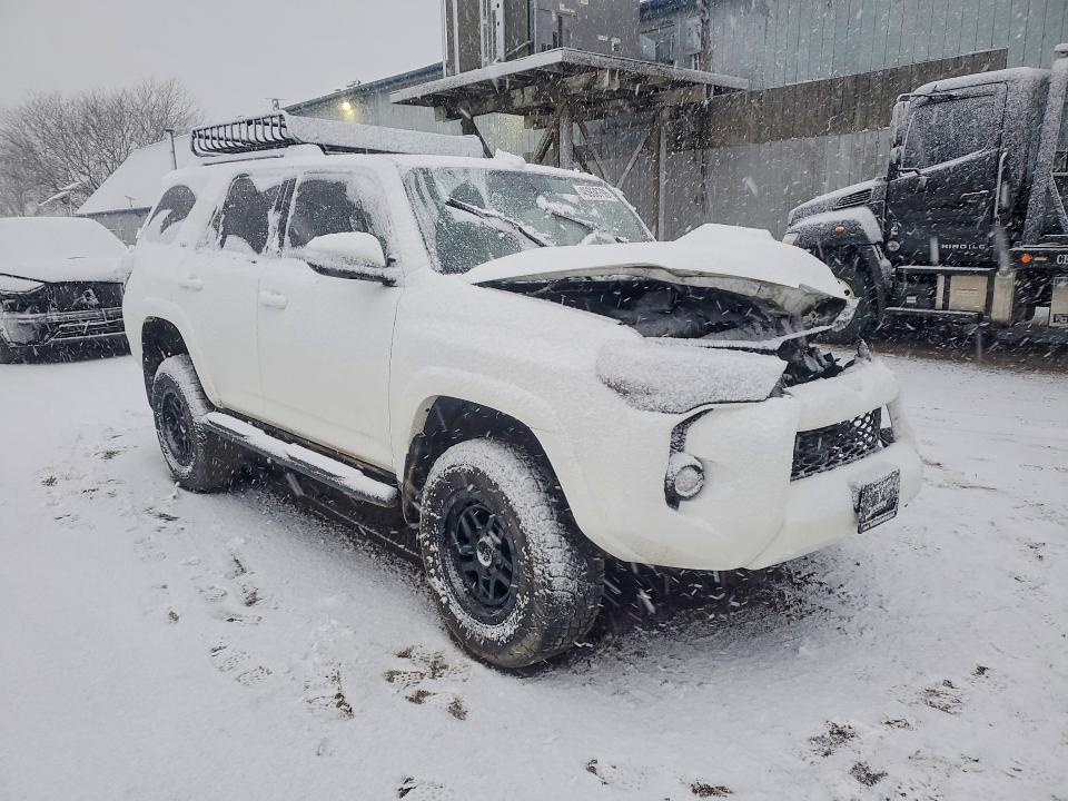 2018 Toyota 4runner მანქანა იყიდება აუქციონზე, vin: JTEBU5JR5J5497540, აუქციონის ნომერი: 45938796