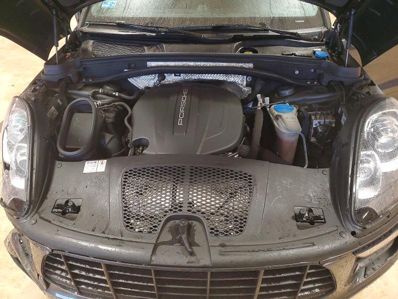 77649275 :رقم المزاد ، WP1AA2A54JLB16789 vin ، 2018 Porsche Macan مزاد بيع