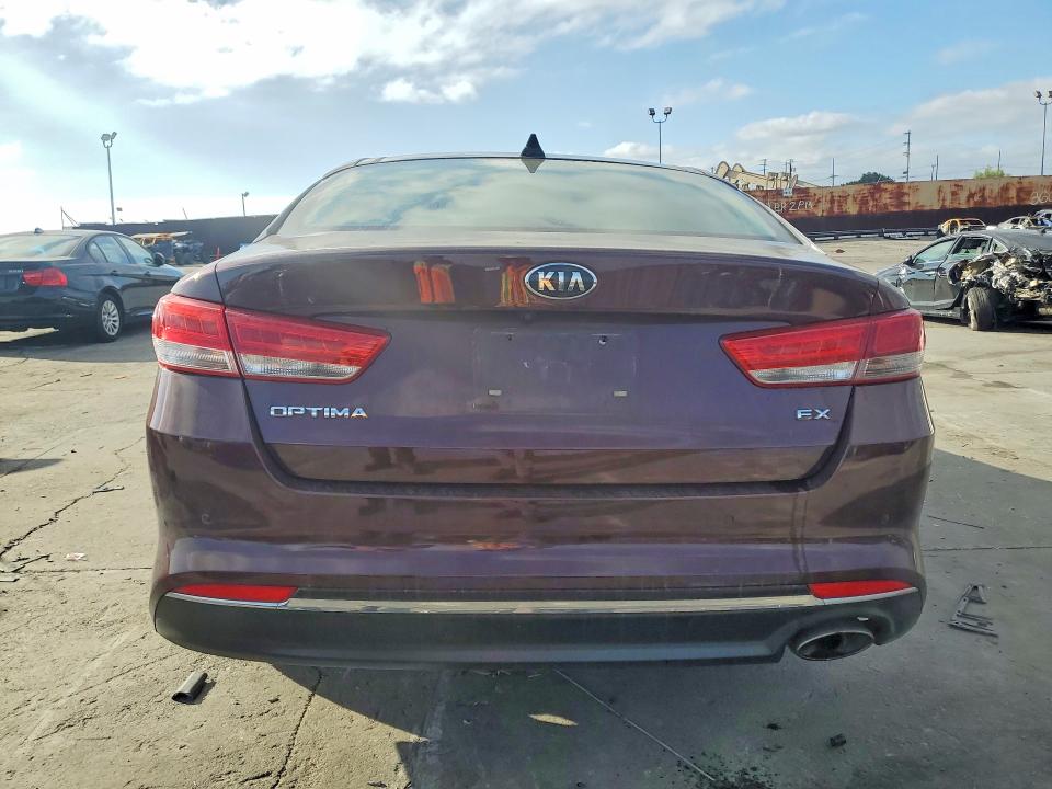 2017 Kia Optima მანქანა იყიდება აუქციონზე, vin: 5XXGU4L31HG153982, აუქციონის ნომერი: 79266915