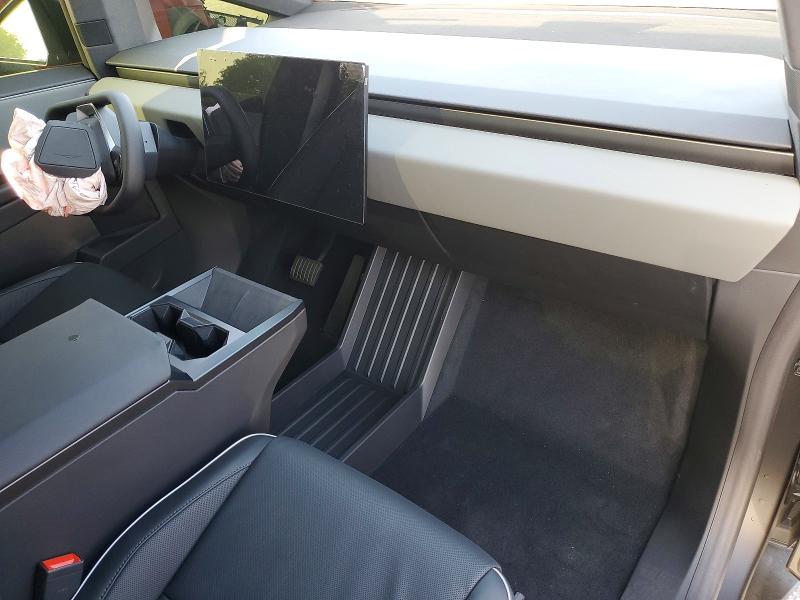 47361556 :رقم المزاد ، 7G2CEHED0TA090386 vin ، 2026 Tesla Cybertruck مزاد بيع