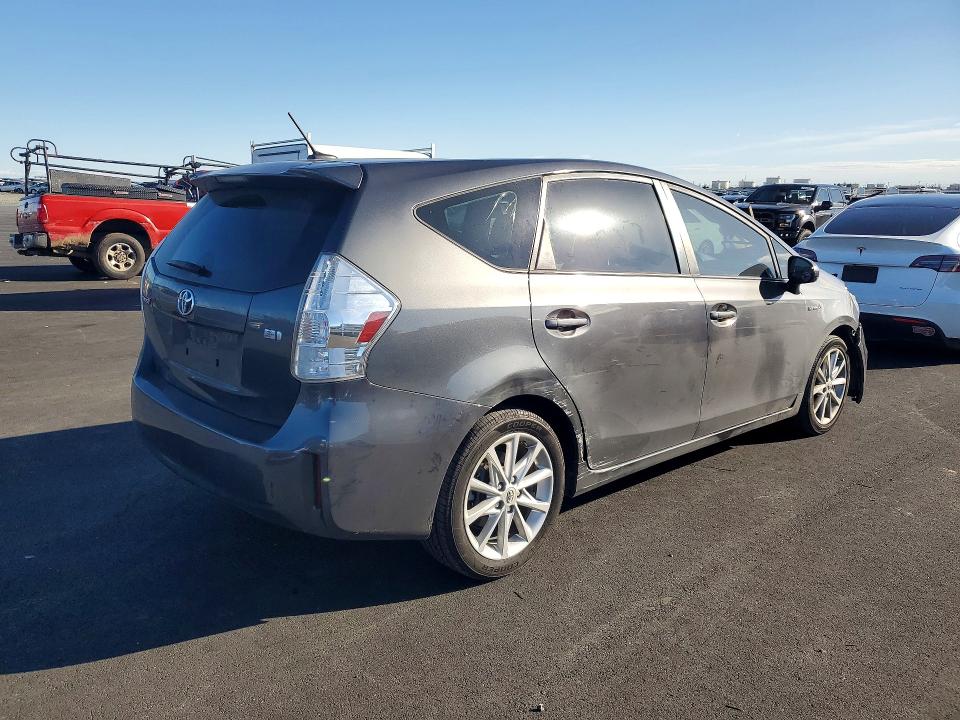 Продажа на аукционе авто 2013 Toyota Prius V, vin: JTDZN3EU0D3203075, номер лота: 79456165