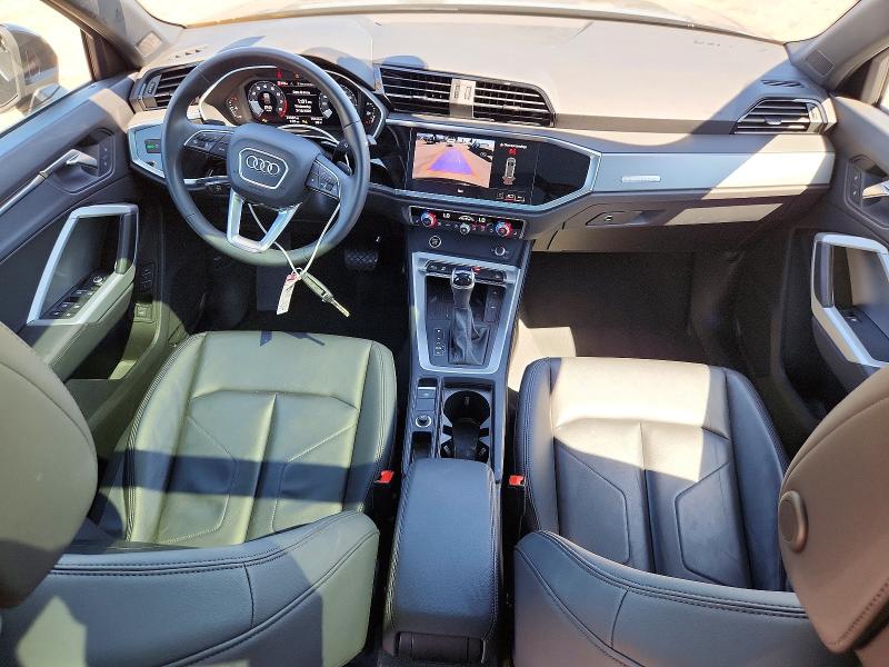 46529886 :رقم المزاد ، WA1DECF35R1162469 vin ، 2024 Audi Q3 مزاد بيع