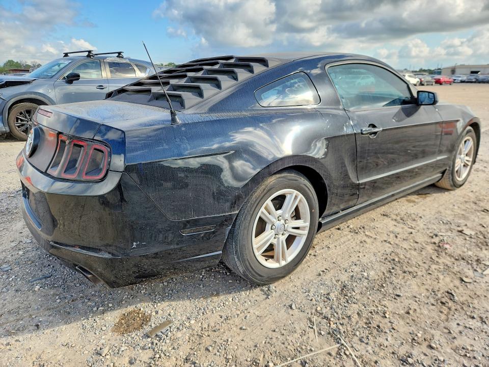 Продажа на аукционе авто 2013 Ford Mustang, vin: 1ZVBP8AM4D5275963, номер лота: 47526316