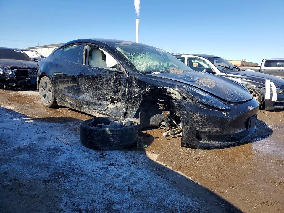 79077075 :رقم المزاد ، 5YJ3E1EA4PF483073 vin ، 2023 Tesla Model 3 مزاد بيع