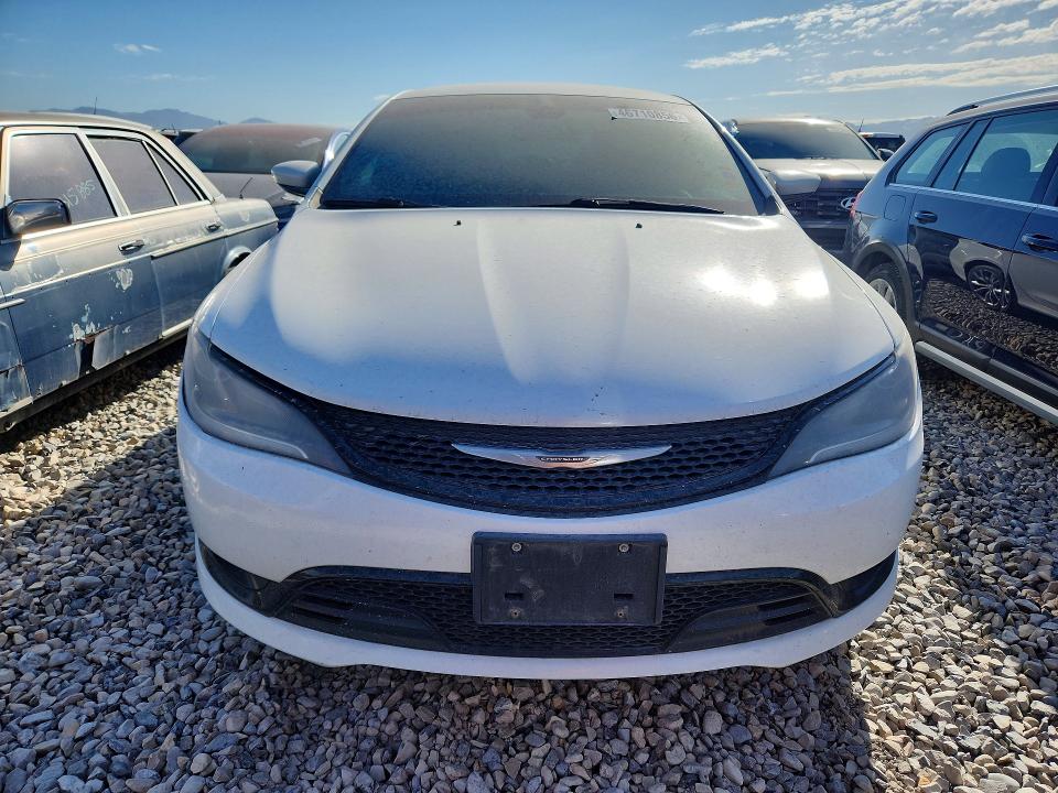 2015 Chrysler 200 მანქანა იყიდება აუქციონზე, vin: 1C3CCCBBXFN725058, აუქციონის ნომერი: 46710856