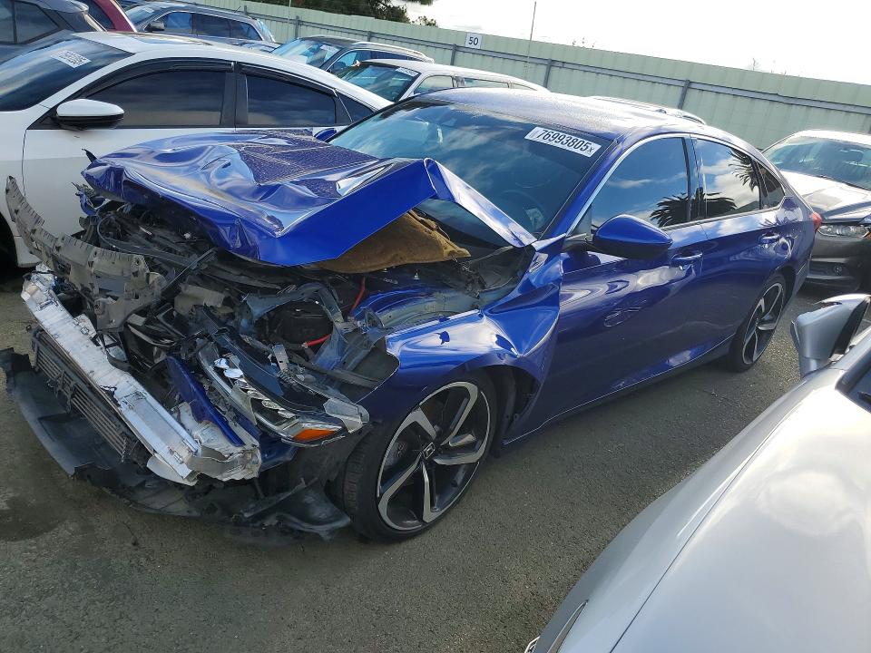 76993805 :رقم المزاد ، 1HGCV1F33JA053116 vin ، 2018 Honda Accord مزاد بيع