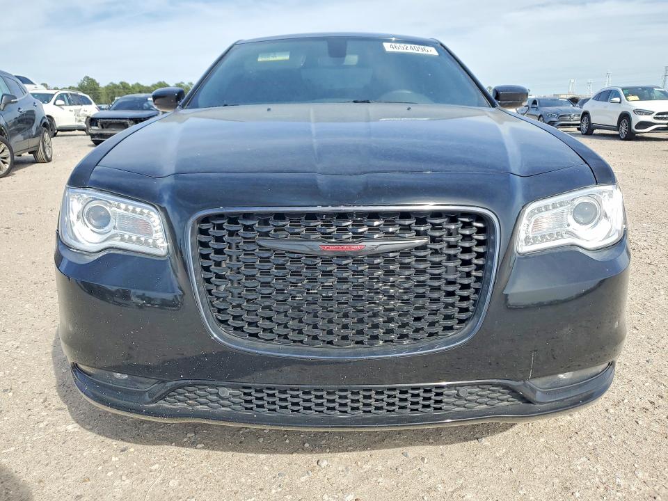 Продаж на аукціоні авто 2023 Chrysler 300, vin: 2C3CCABG9PH514105, номер лоту: 46524096
