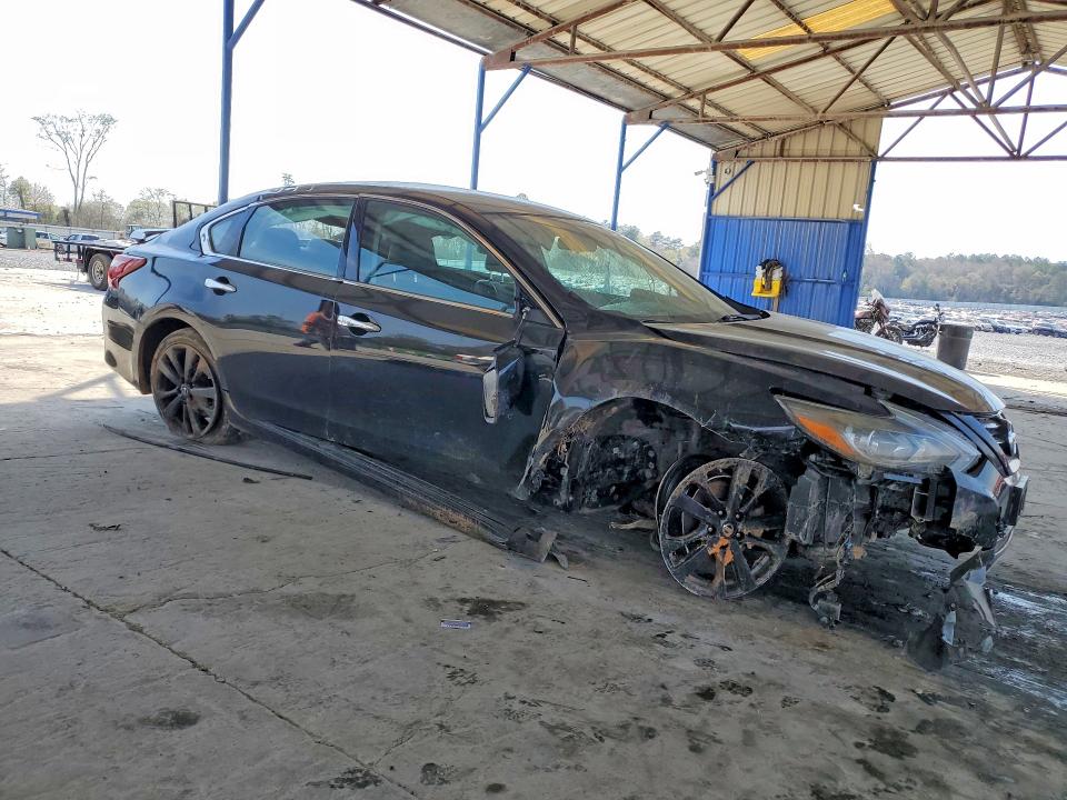46961386 :رقم المزاد ، 1N4AL3AP7JC284967 vin ، 2018 Nissan Altima مزاد بيع