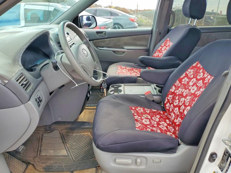 Aukcja sprzedaży 2010 Toyota Sienna, vin: 5TDKK4CC5AS306979, numer aukcji: 47654036