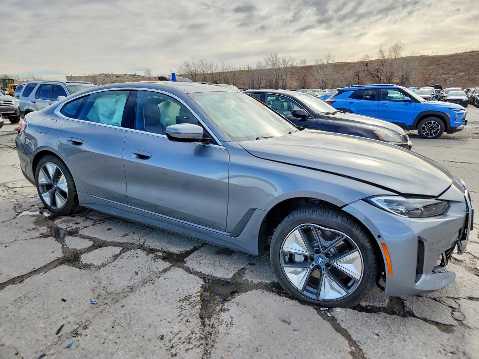 45464916 :رقم المزاد ، WBY83FB02RFT27874 vin ، 2024 Bmw I4 مزاد بيع