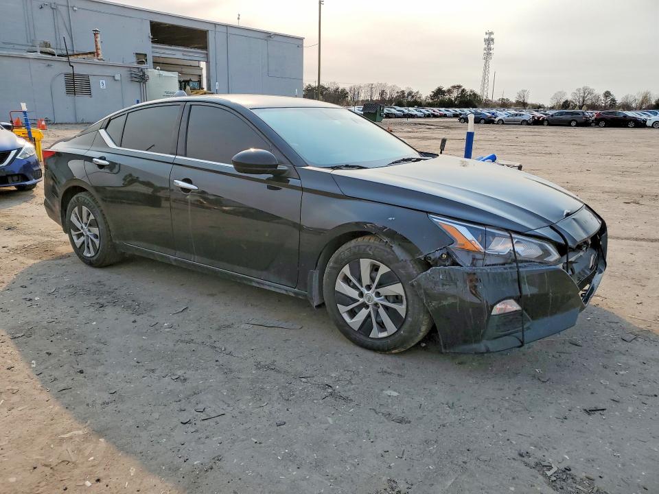 45600306 :رقم المزاد ، 1N4BL4BV8KC214435 vin ، 2019 Nissan Altima مزاد بيع