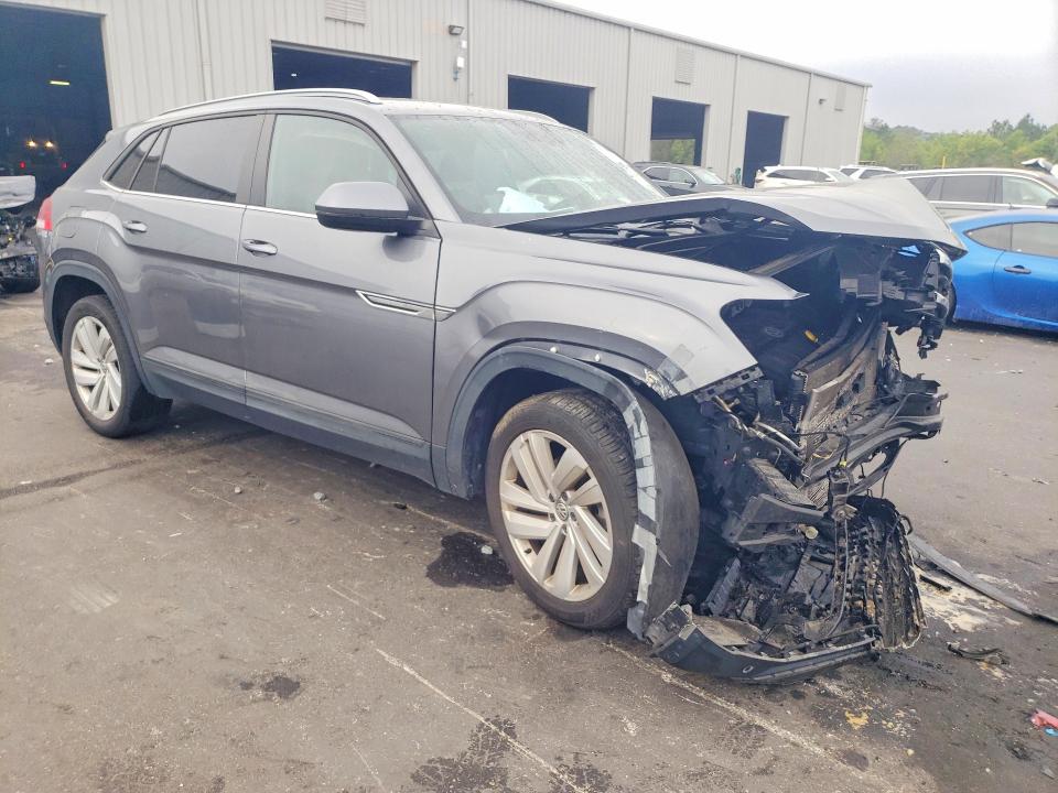 2021 Volkswagen Atlas Cross Sport მანქანა იყიდება აუქციონზე, vin: 1V2JE2CA0MC202457, აუქციონის ნომერი: 47401186
