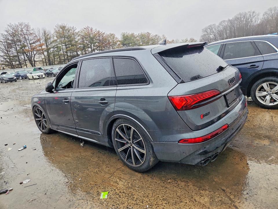 78422395 :رقم المزاد ، WA1AWBF7XND016512 vin ، 2022 Audi Sq7 مزاد بيع