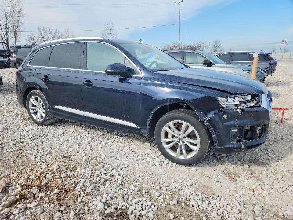 47825076 :رقم المزاد ، WA1LAAF75HD024538 vin ، 2017 Audi Q7 مزاد بيع