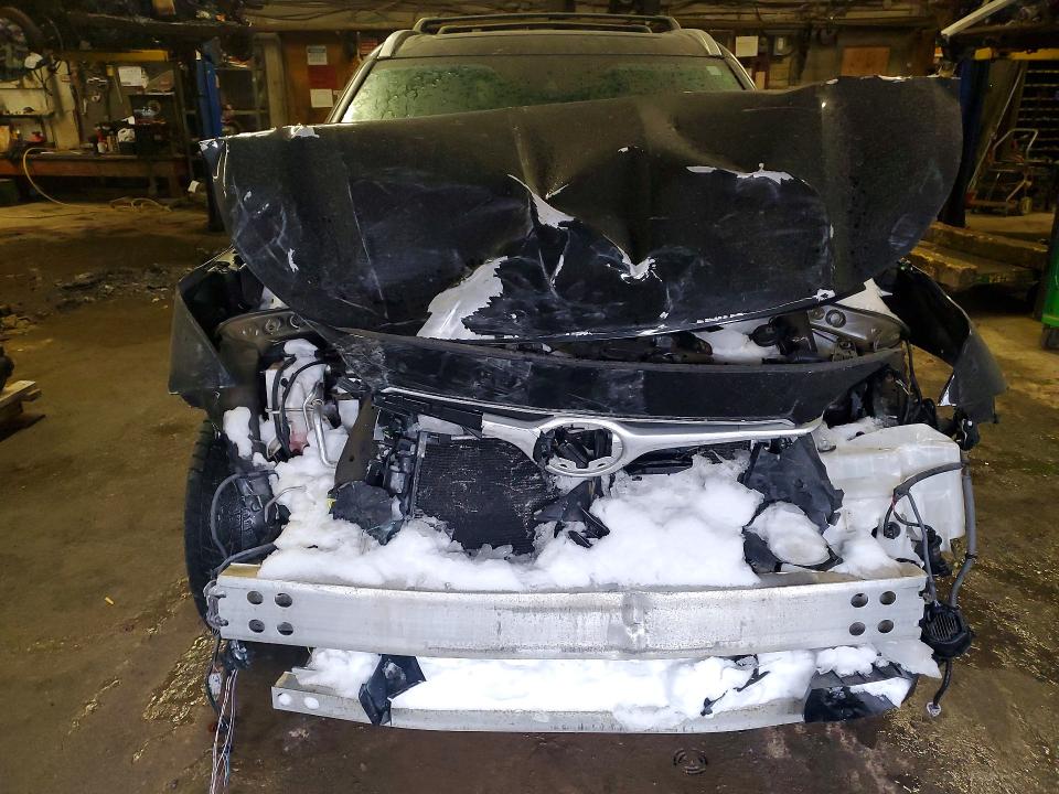 46302926 :رقم المزاد ، 5TDGZRBHXLS001458 vin ، 2020 Toyota Highlander مزاد بيع