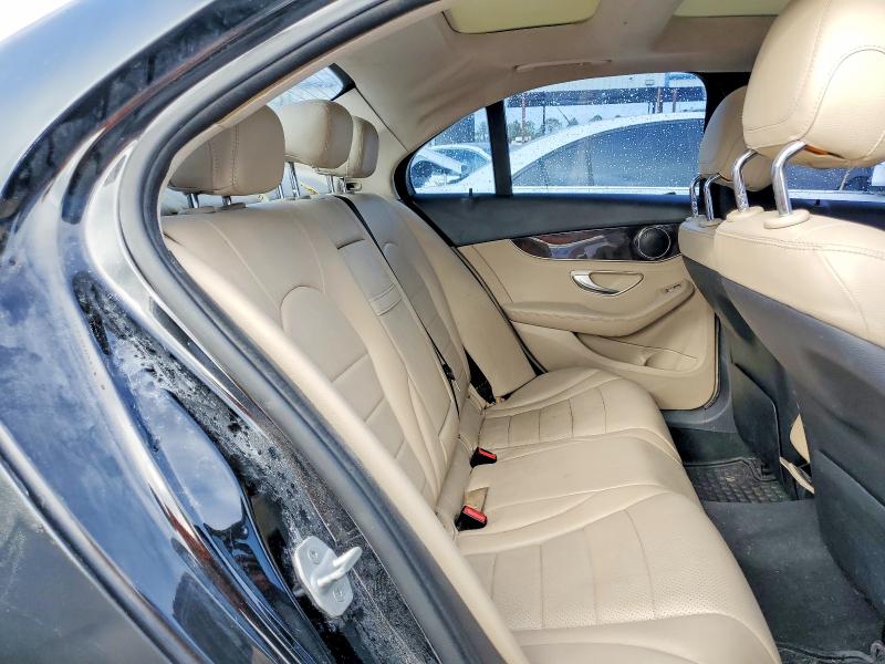 46145686 :رقم المزاد ، 55SWF4KB4GU139749 vin ، 2016 Mercedes-benz C مزاد بيع