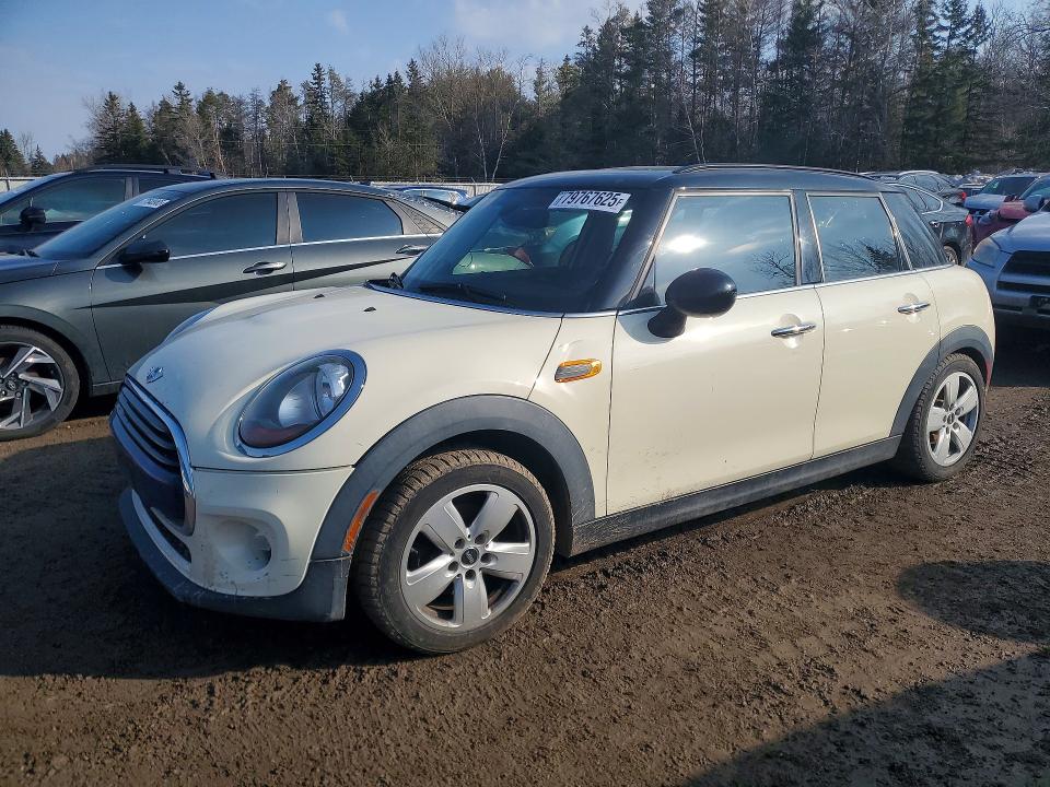 2016 Mini Cooper მანქანა იყიდება აუქციონზე, vin: WMWXU1C5XG2D08484, აუქციონის ნომერი: 79767625