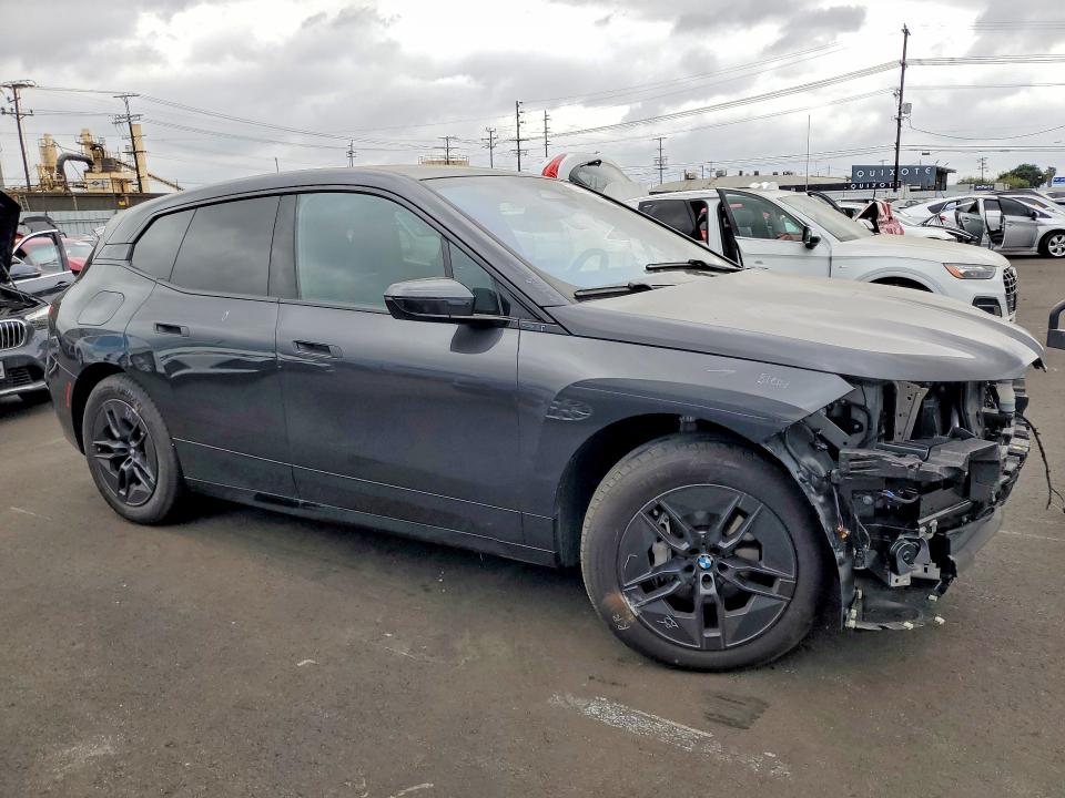 48355536 :رقم المزاد ، WB543CF06TCW50483 vin ، 2026 Bmw Ix مزاد بيع
