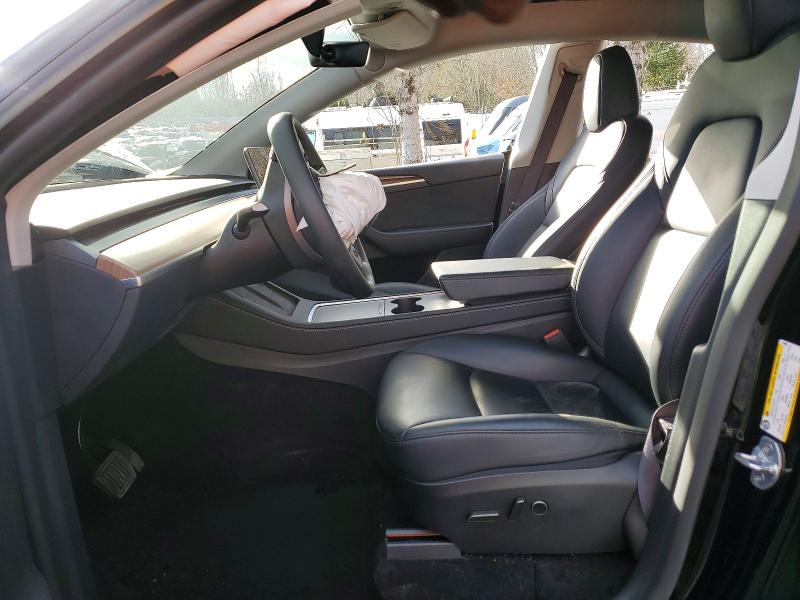 2025 Tesla Model Y მანქანა იყიდება აუქციონზე, vin: 7SAYGAEE8SF243801, აუქციონის ნომერი: 41788056