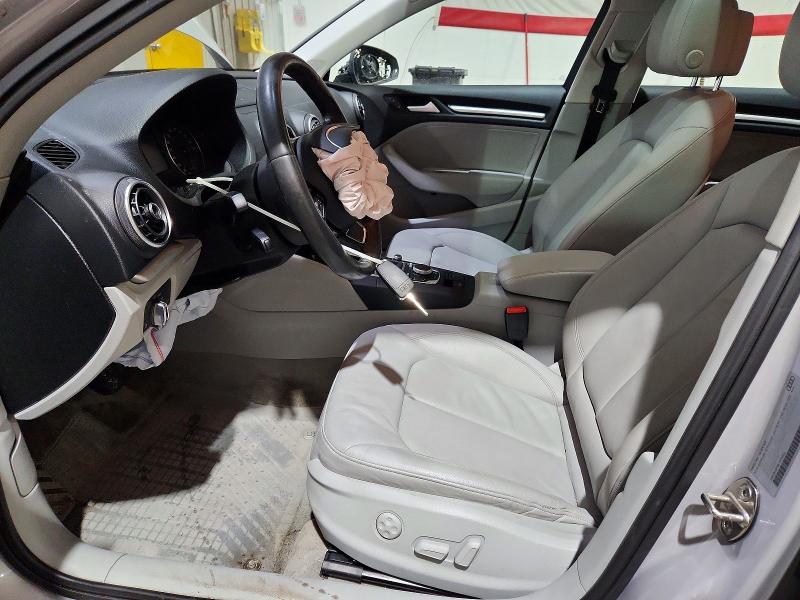 45481216 :رقم المزاد ، WAUBFGFF3F1070054 vin ، 2015 Audi A3 مزاد بيع