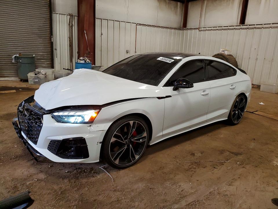 46868096 :رقم المزاد ، WAUC4CF51SA014960 vin ، 2025 Audi S5 مزاد بيع