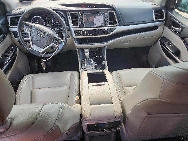 Продажа на аукционе авто 2019 Toyota Highlander, vin: 5TDJZRFH4KS598136, номер лота: 79659965