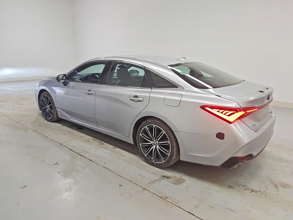 79011555 :رقم المزاد ، 4T1BZ1FB5KU006932 vin ، 2019 Toyota Avalon مزاد بيع