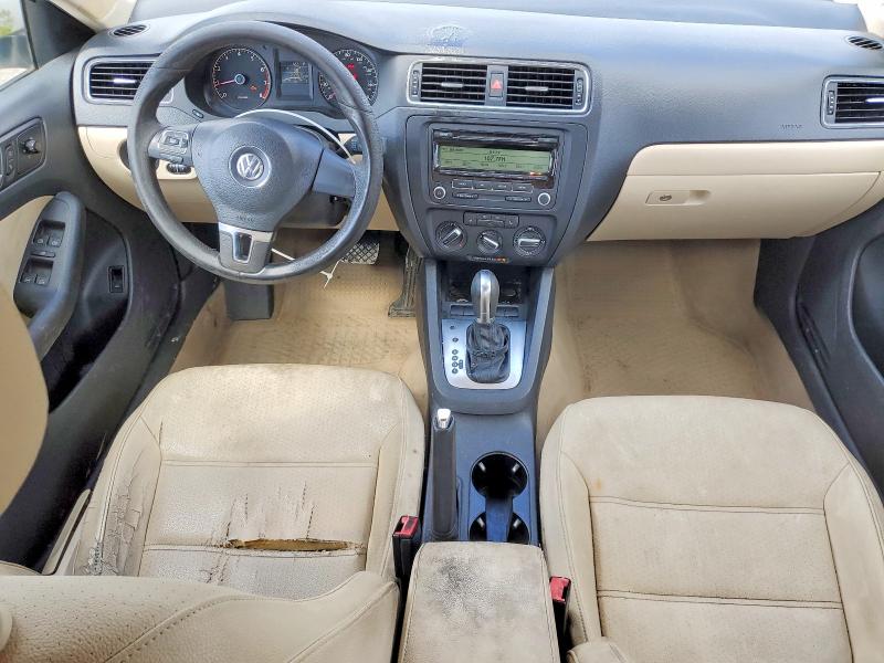 2011 Volkswagen Jetta მანქანა იყიდება აუქციონზე, vin: 3VWDX7AJ7BM330955, აუქციონის ნომერი: 46176626